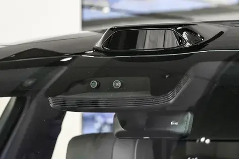 全新ES8：冬日里的